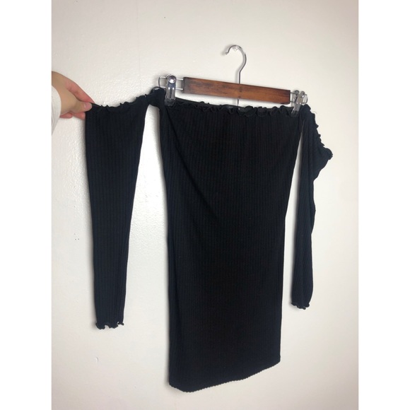 Forever 21 Tops - Forever 21 Ribbed Off The Shoulder Long Sleeve Top